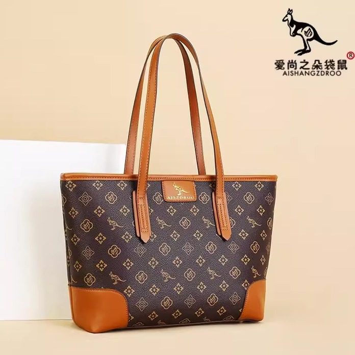 2025冬季新款休闲简约风单肩包复古印花潮流设计经典女包腋下包黑