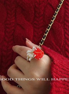甜美手工编织草莓戒指女小众设计高级感礼物弹力绳串珠可爱少女戒