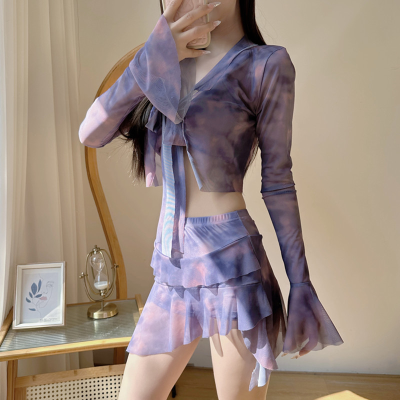 泳衣女新款比基尼四件套性感显瘦遮肉长袖罩衫分体裙式度假温泉潮