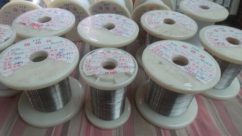 镍铬丝Φ0.50mm  5.55Ω/m  无绝缘层 （Cr20Ni80）211120