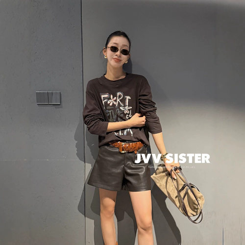 JVV十三行2026秋季新款美式复古手绘涂鸦印花上衣长袖T恤女01181