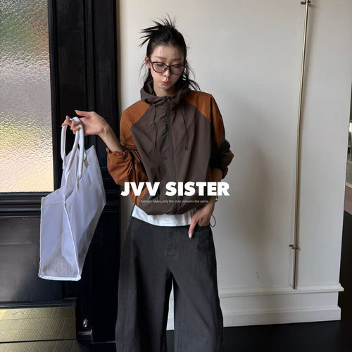 JVV十三行2026秋季新款美式复古撞色连帽冲锋衣休闲外套女潮72850