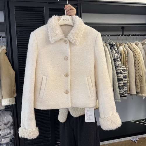 IMIZ小香风拼接毛毛设计感羽绒服女2025冬季新款小个子短款外套