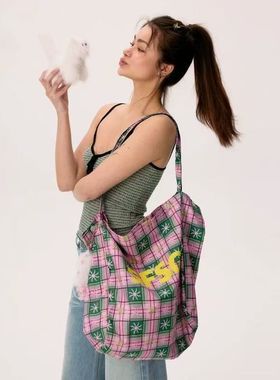 SFSG 格纹太阳LOGO粉绿粉黄色通勤大容量礼物日常单肩包