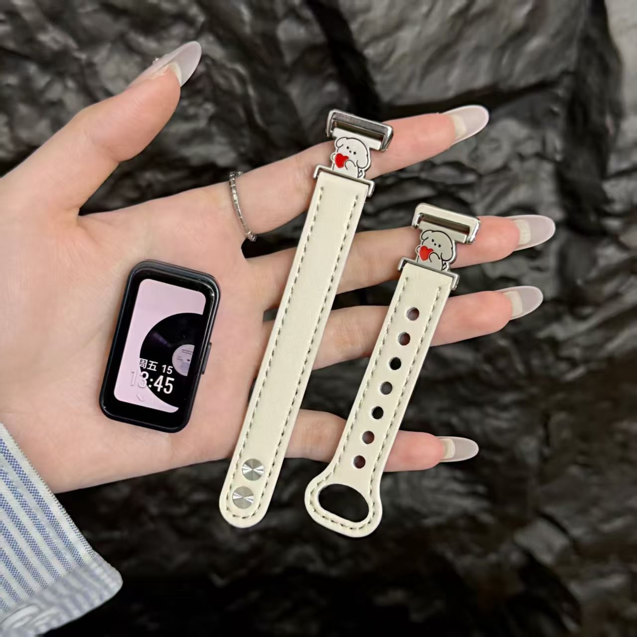 适用适用华为手环10个性8红心小狗9表带彩色多巴胺华为fit4/3女生