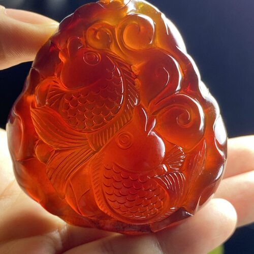 天然缅甸琥珀血珀雕刻而成的莲年有鱼53克63/57/30mm纯天然