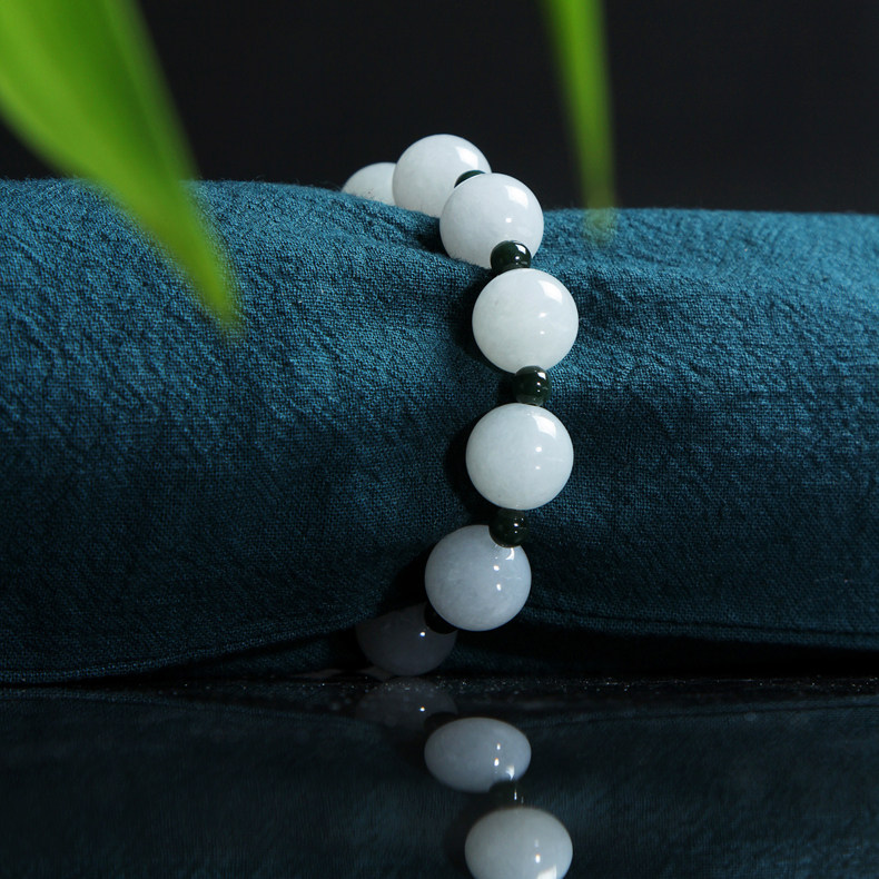 奢华传说珠宝 掌柜自留少量推荐 缅甸玉翡翠大颗粒白冰手链手串