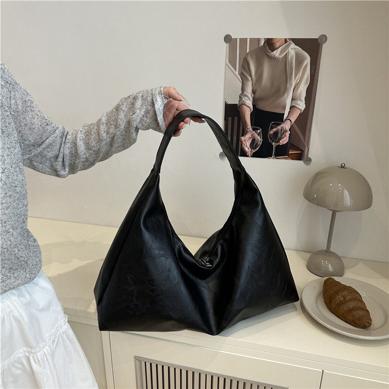 2026新款女包时尚休闲单间腋下包大容量欧美潮流简约通勤托特包