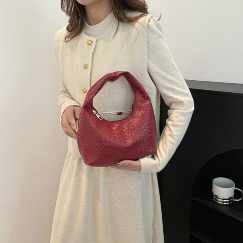 女士时尚单肩手提腋下包个性洋气