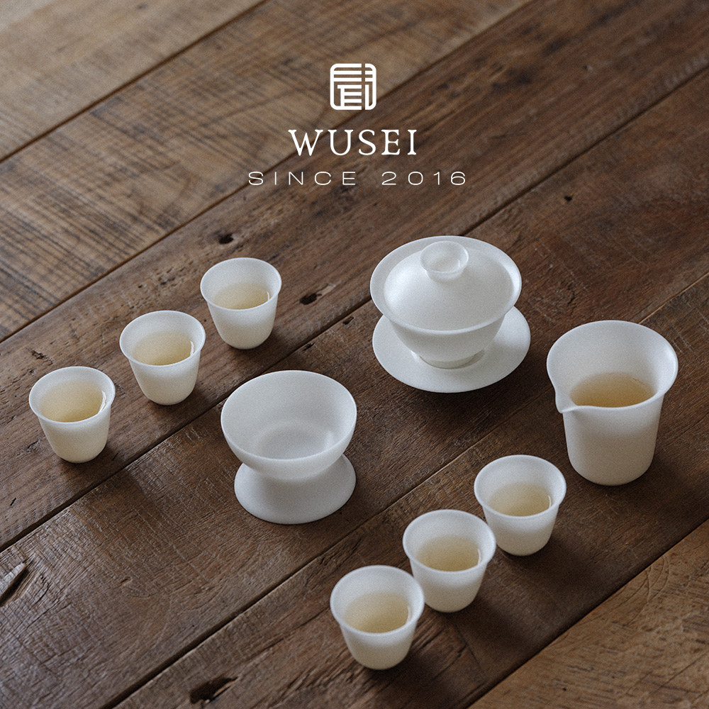 中国白盖碗套装猪油白瓷