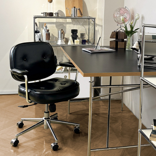 复古蜡皮电脑椅卧室久坐书桌椅转椅靠背椅书房办公椅女生中古椅子