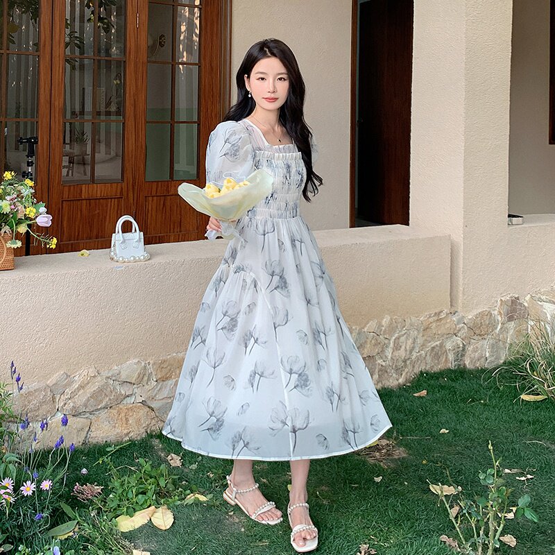 法式宫廷风泡泡袖水墨画碎花连衣裙女夏季2025年新款方领仙女长裙,女装连衣裙,艾艾淮淮