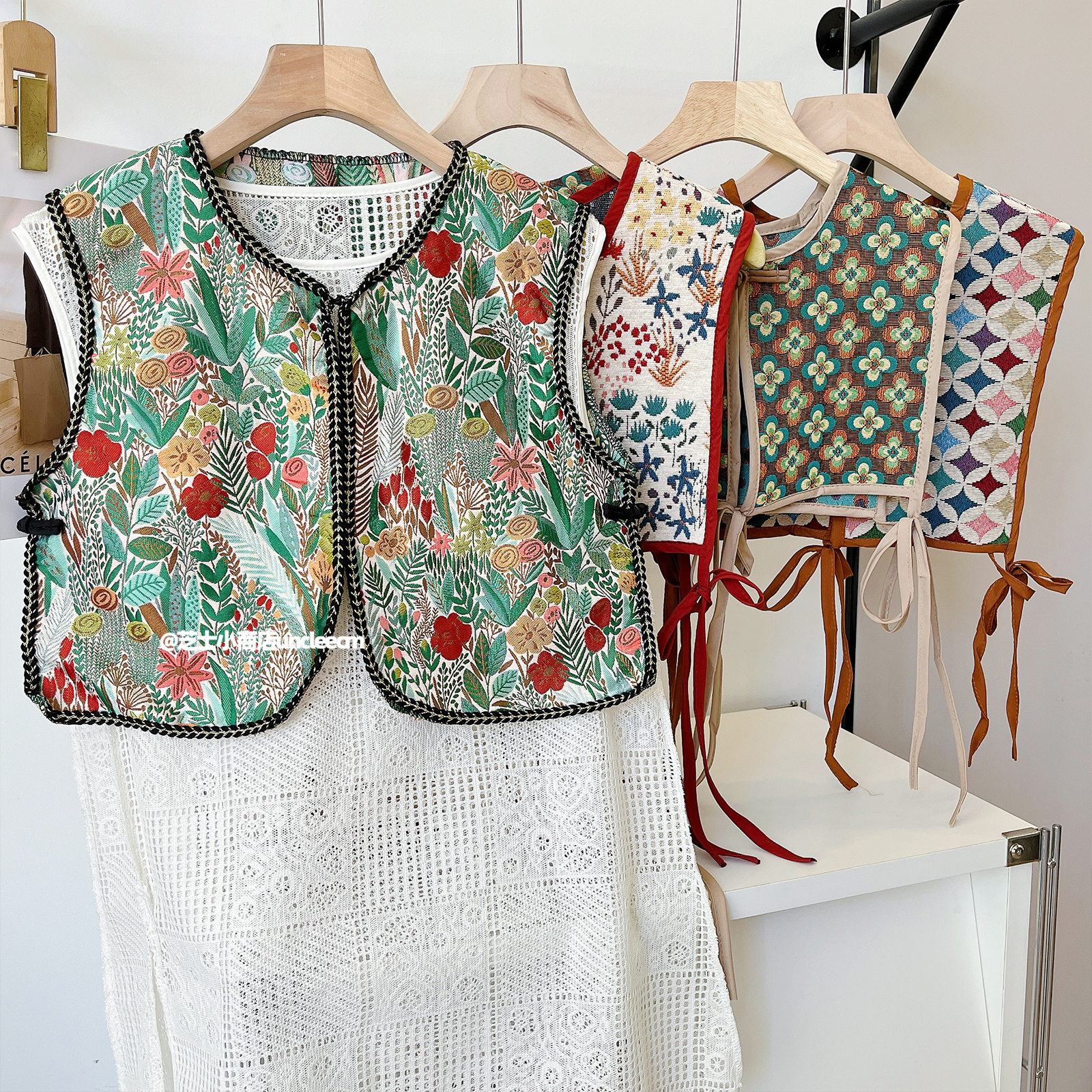 女主短剧服装复古小众系带披肩女马甲背心春夏配衬衫裙子护颈外搭