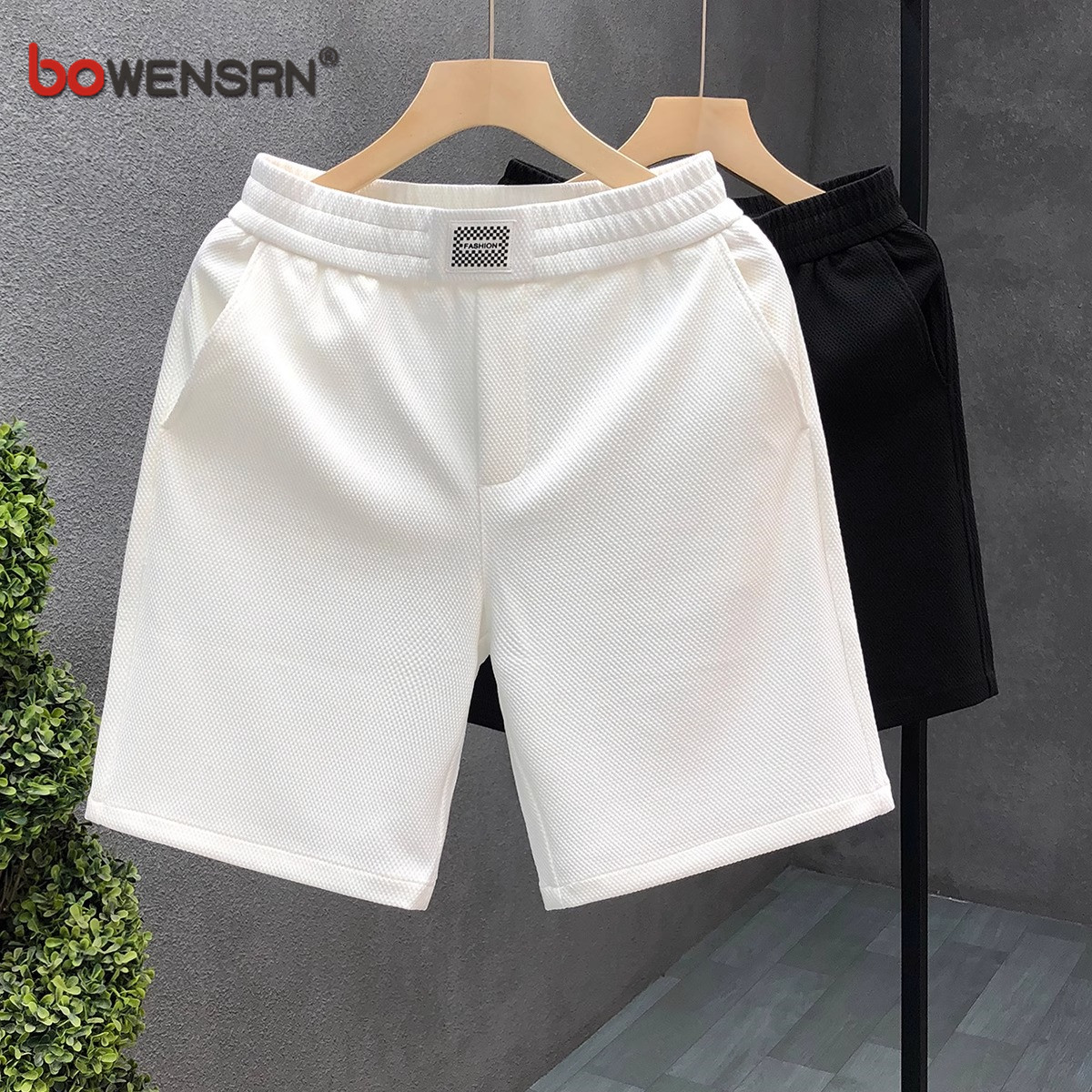 白色休闲短裤男士夏季薄款2025新款潮牌宽松直筒痞帅五分裤子男款