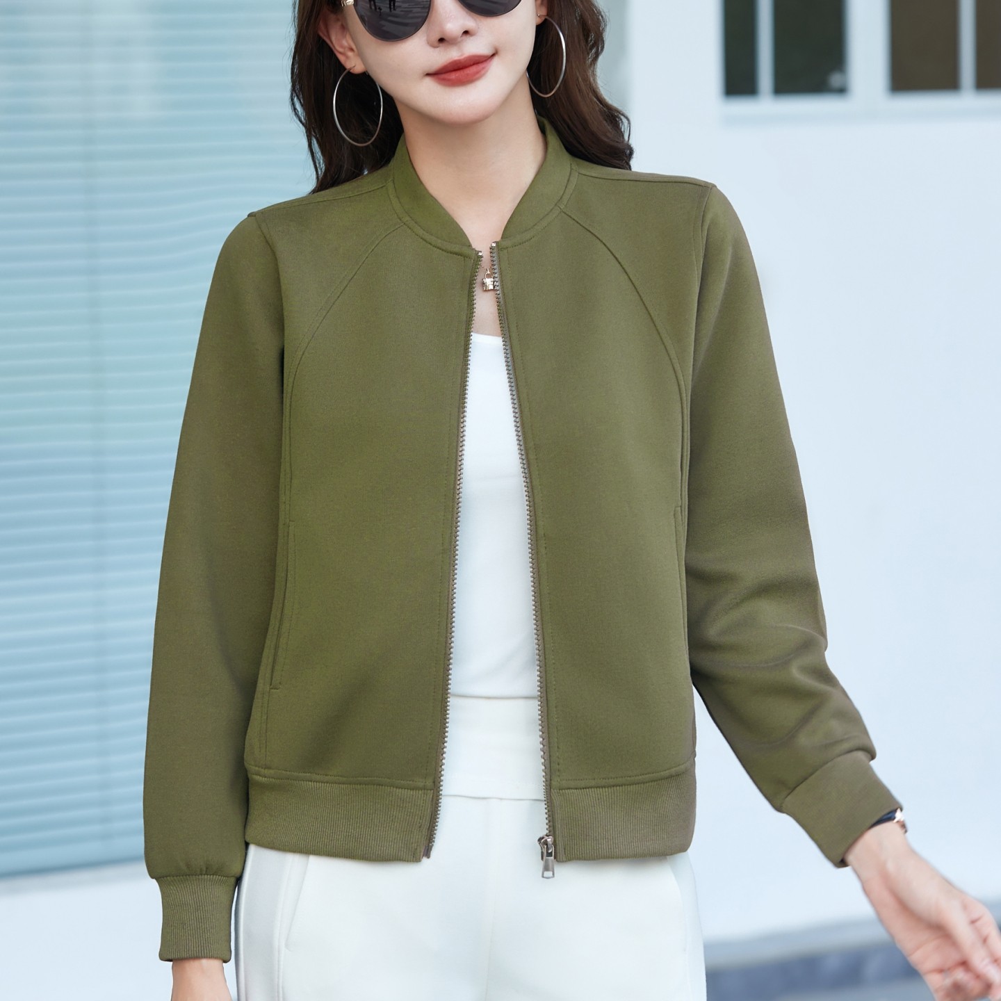 短款棒球服外套女2026秋冬新款加厚立领宽松休闲夹克卫衣拉链开衫