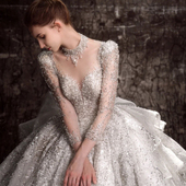 星芒 2025新款 韩版 潮流重工长袖 新娘结婚婚纱主纱大拖尾女森系