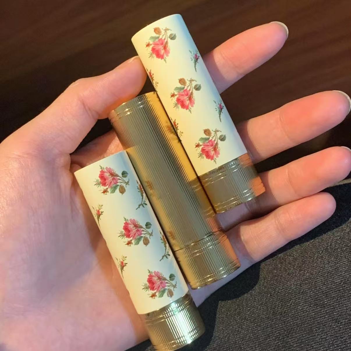 【竖纹小碎花+口红礼盒】