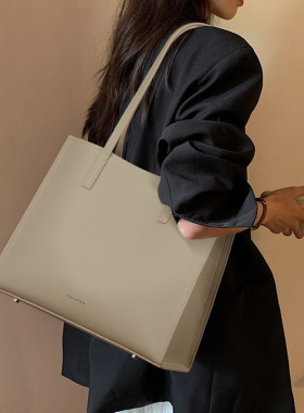 大容量托特包包新款高级感单肩包真皮女士公文包轻便通勤大包上班