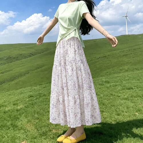 高腰碎花a字半身裙女2026新款夏日气质百搭长裙高腰遮跨显瘦伞裙