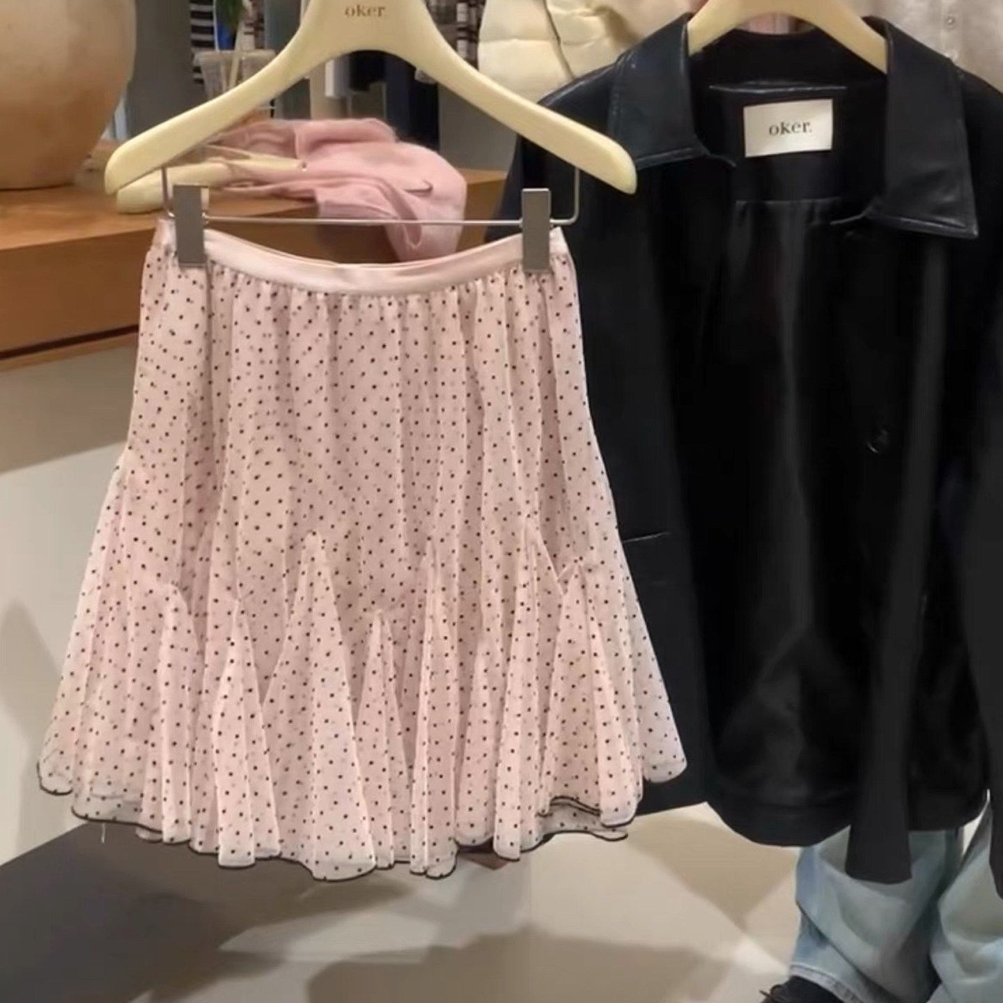 oker粉色短裙蓬蓬蛋糕裙女2026春秋新款纱裙显瘦波点a字半身裙子