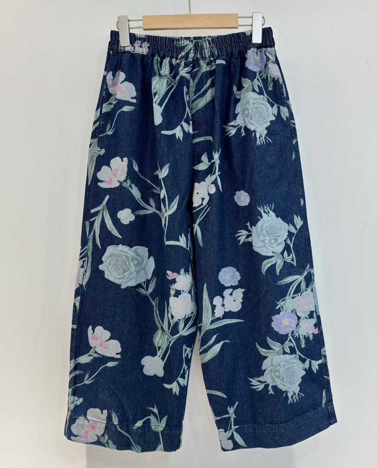 纯棉日系复古印花2025秋季新款松紧腰宽松休闲洋气直筒牛仔裤女潮