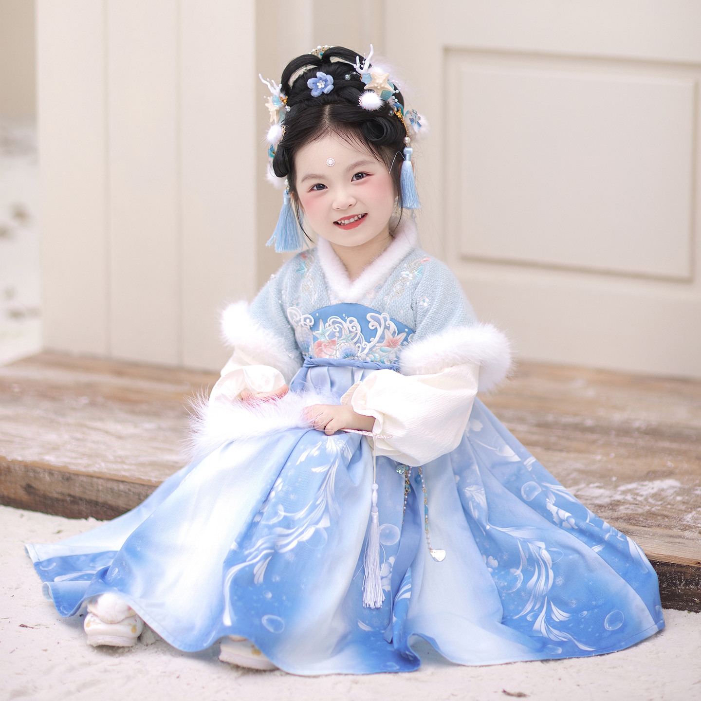 女童汉服冬季2025新款小女孩冰雪公主加绒加厚国风儿童古装连衣裙