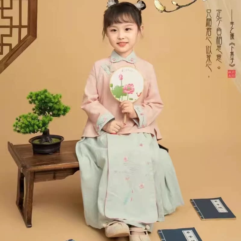 儿童摄影道具唐诗三百首书本古装拍照道具室内摆件仿古盆栽复古照