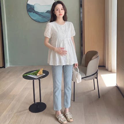 孕妇衬衫夏天提花上衣圆领短袖夏季新款法式开衫宽松洋气百搭外套