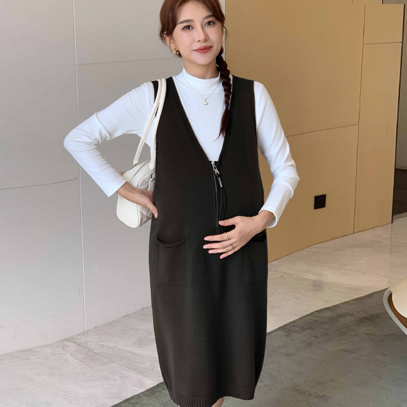 孕妇装背心裙小个子2026春秋新款V领拉链针织简约时尚韩版马甲裙