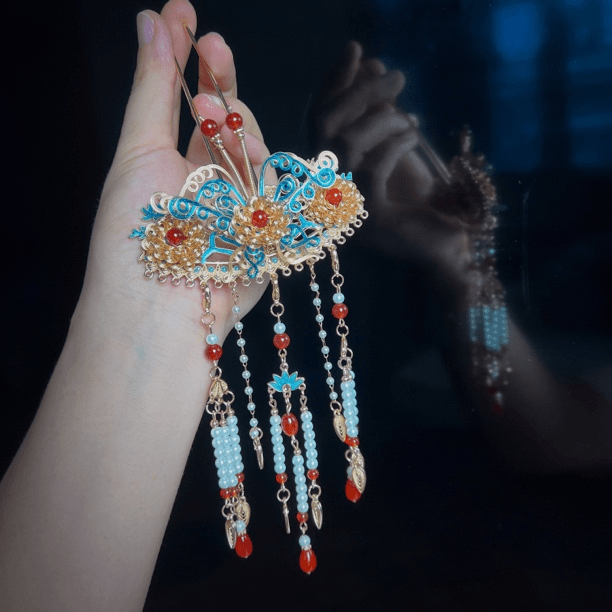 团紫原创翠蝶汉服古风发钗景泰蓝仿点翠珍珠流苏后压明制新娘头饰