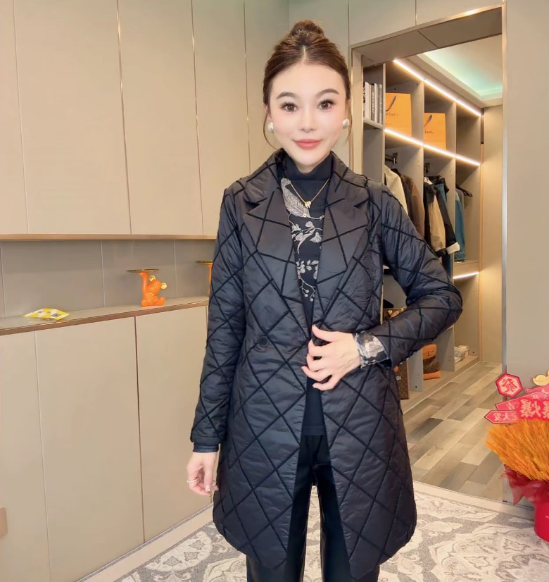 高级感西装领棉服女2024秋冬洋气设计感菱形格清薄保暖二棉外套潮