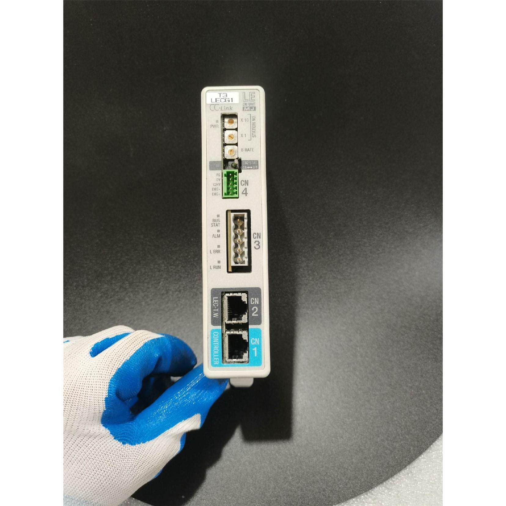 非标价原装进口smc电缸驱动器lec-gmj2d询价