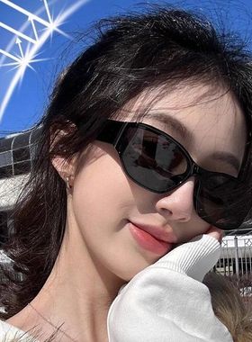 曲面屏个性太阳镜女2025新款大框显瘦遮阳防紫外线墨镜适合方圆脸