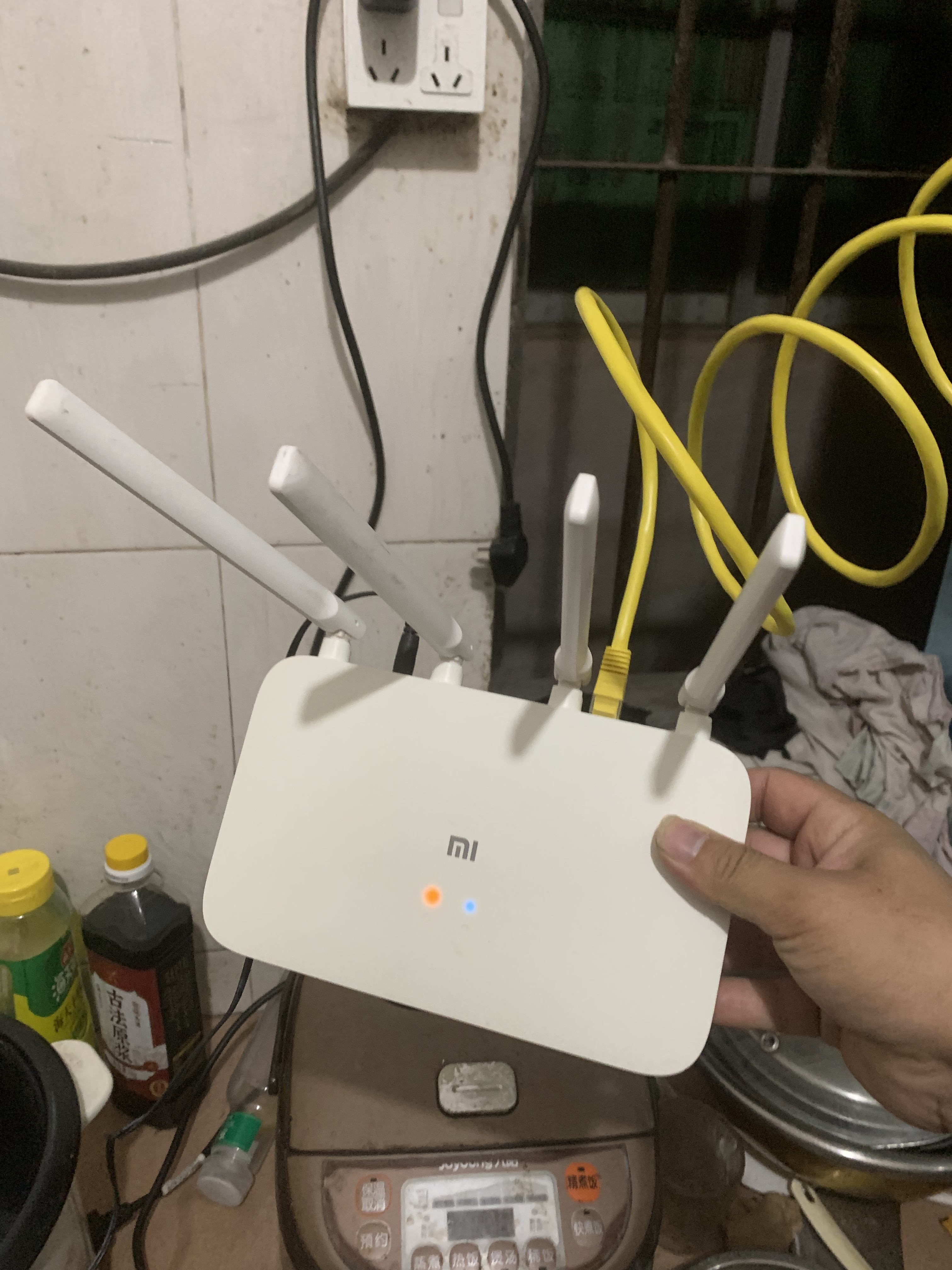 二手小米路由器4A千兆版，四天线，双频5G，信号稳定，覆盖广