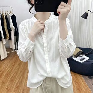 中年妈妈棉麻长袖V领女士衬衫2026春秋新款减龄干净休闲百搭上衣