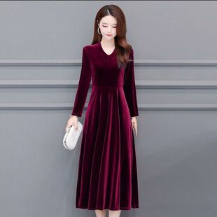 大码金丝绒洋气长袖连衣裙女2026春秋新款打底大摆裙遮肚过膝长裙