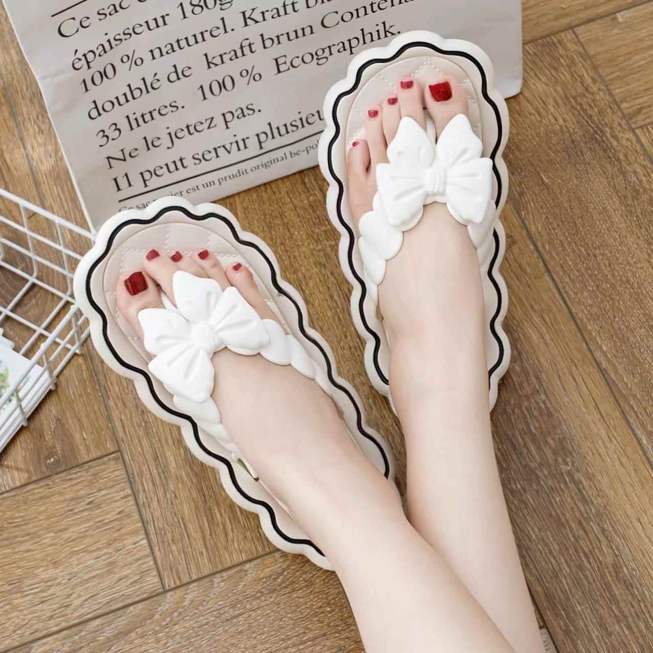 少女心蝴蝶结花边夹脚人字拖时尚休闲外穿防滑软底沙滩拖鞋女夏季