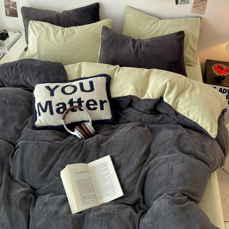 纯色牛奶绒床上四件套2024新款