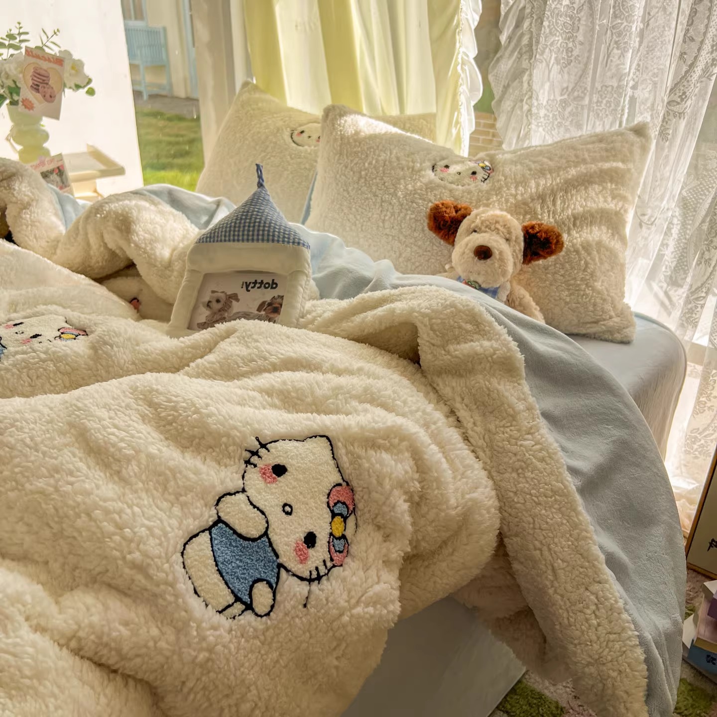 卡通加厚羊羔绒四件套可爱kt猫