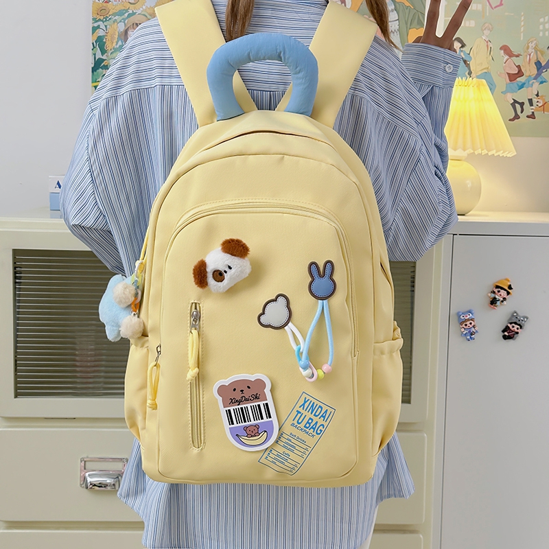 轻便护脊双肩包女新款韩版书包