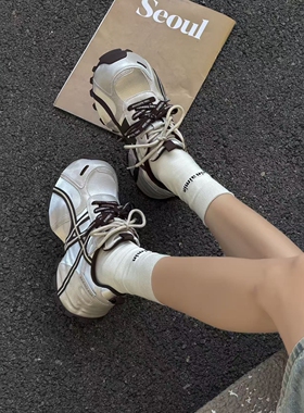 萨女鞋2026春季新款百搭巨好看厚底圆头系带休闲鞋运动鞋26812