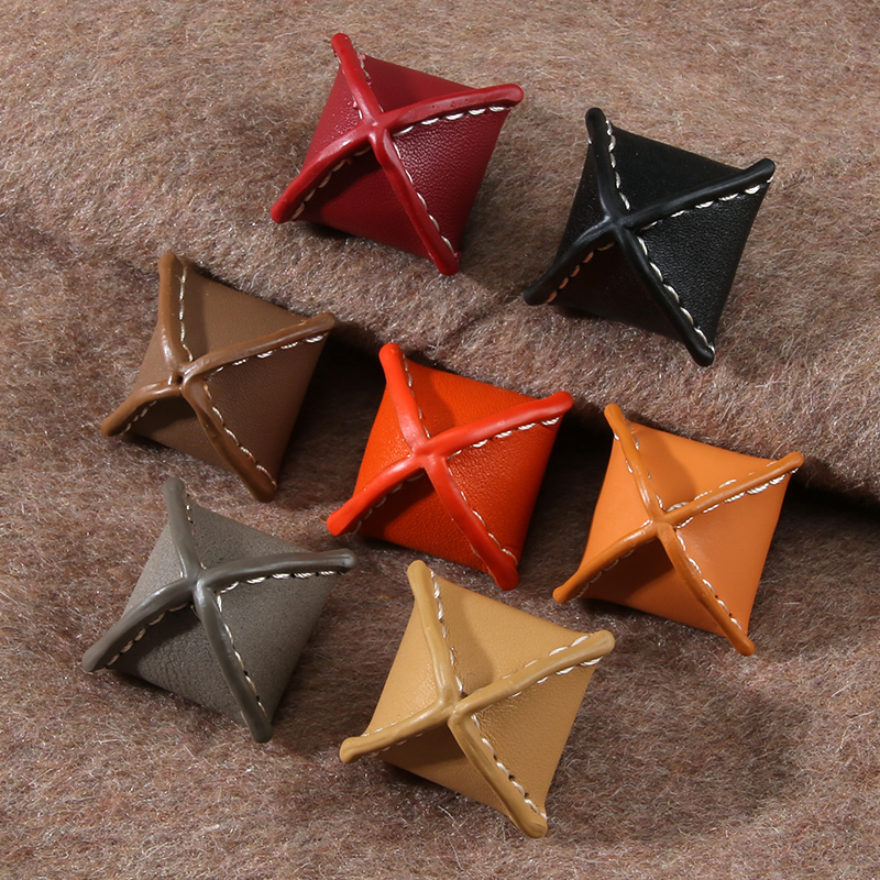 高档皮质衣服装饰钮扣方形异形大衣风衣棉衣纽扣男女百搭扣子配件