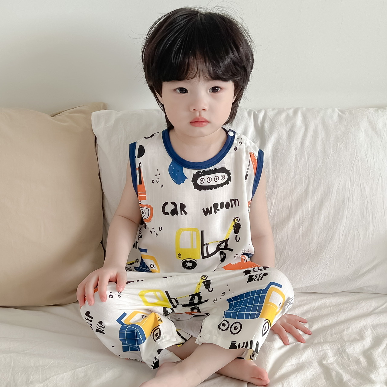 男宝宝挖土机小汽车家居服连体衣