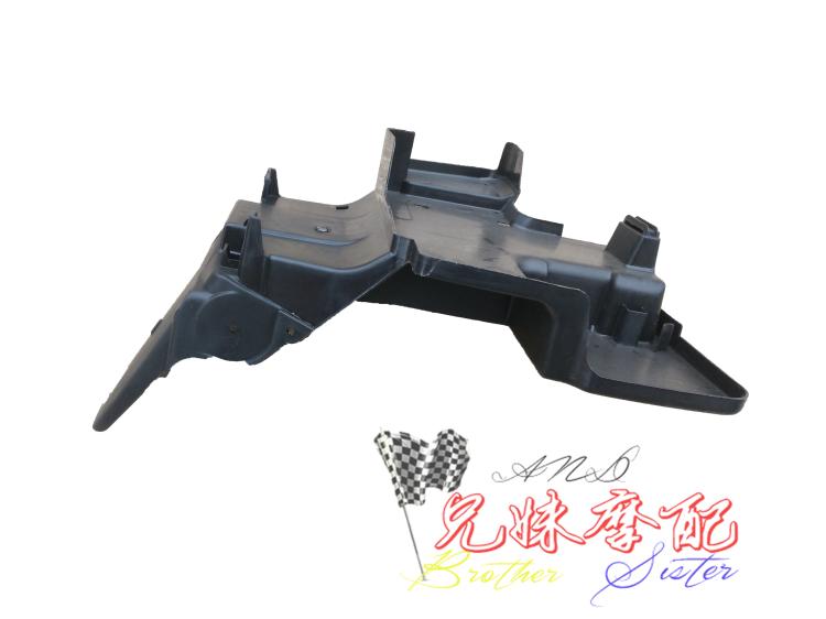 适用于五羊本田小公主  老款 WH100T-A-F-H-L-G后挡泥板 全车外壳