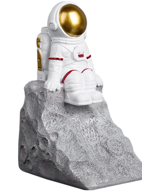 宇航员礼物办公室摆设样板间书靠