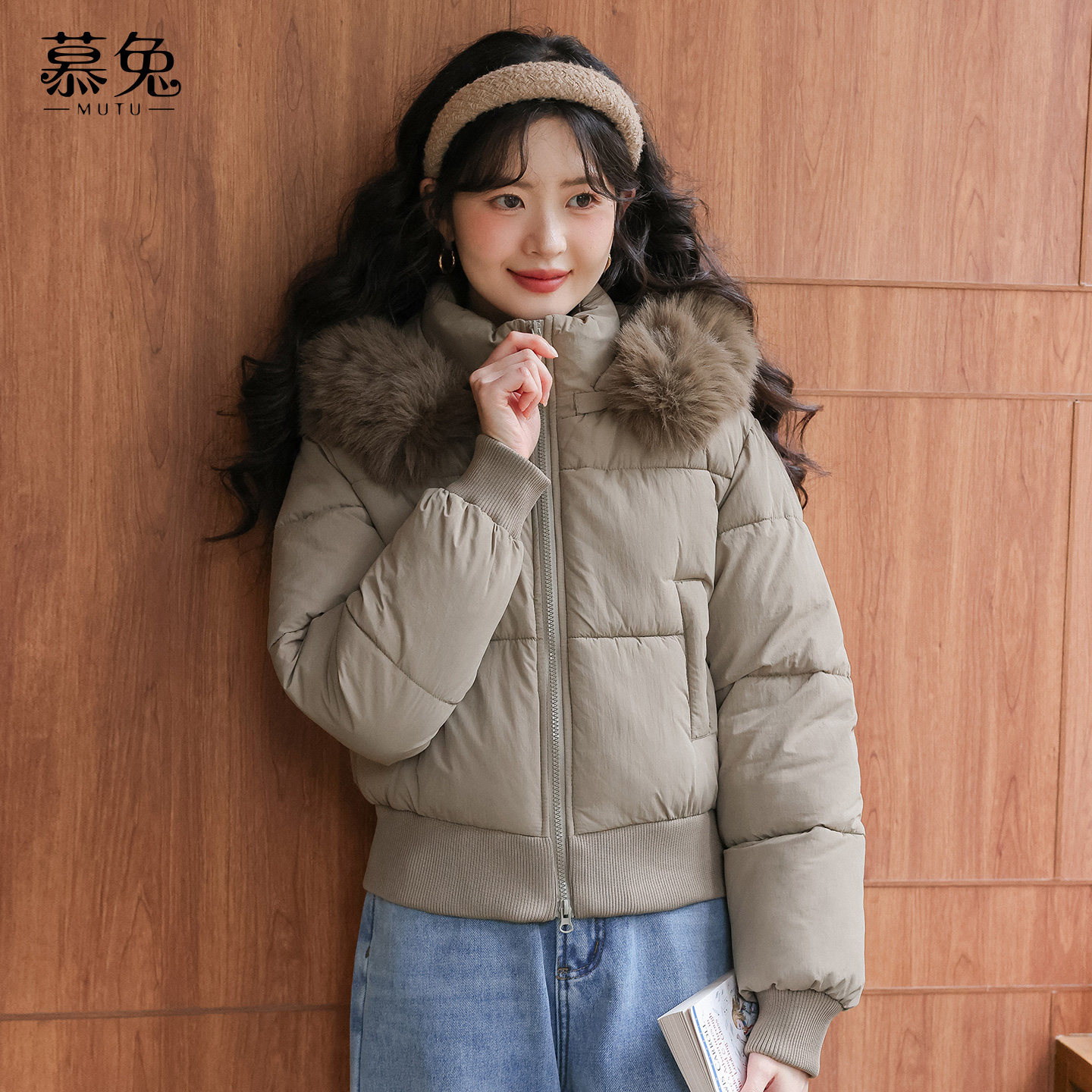 慕兔复古毛领连帽面包服外套女2025冬季新款加厚保暖宽松棉衣棉服,女装/女士精品,短外套,淘宝优惠券,粉丝福利购,淘宝优惠卷