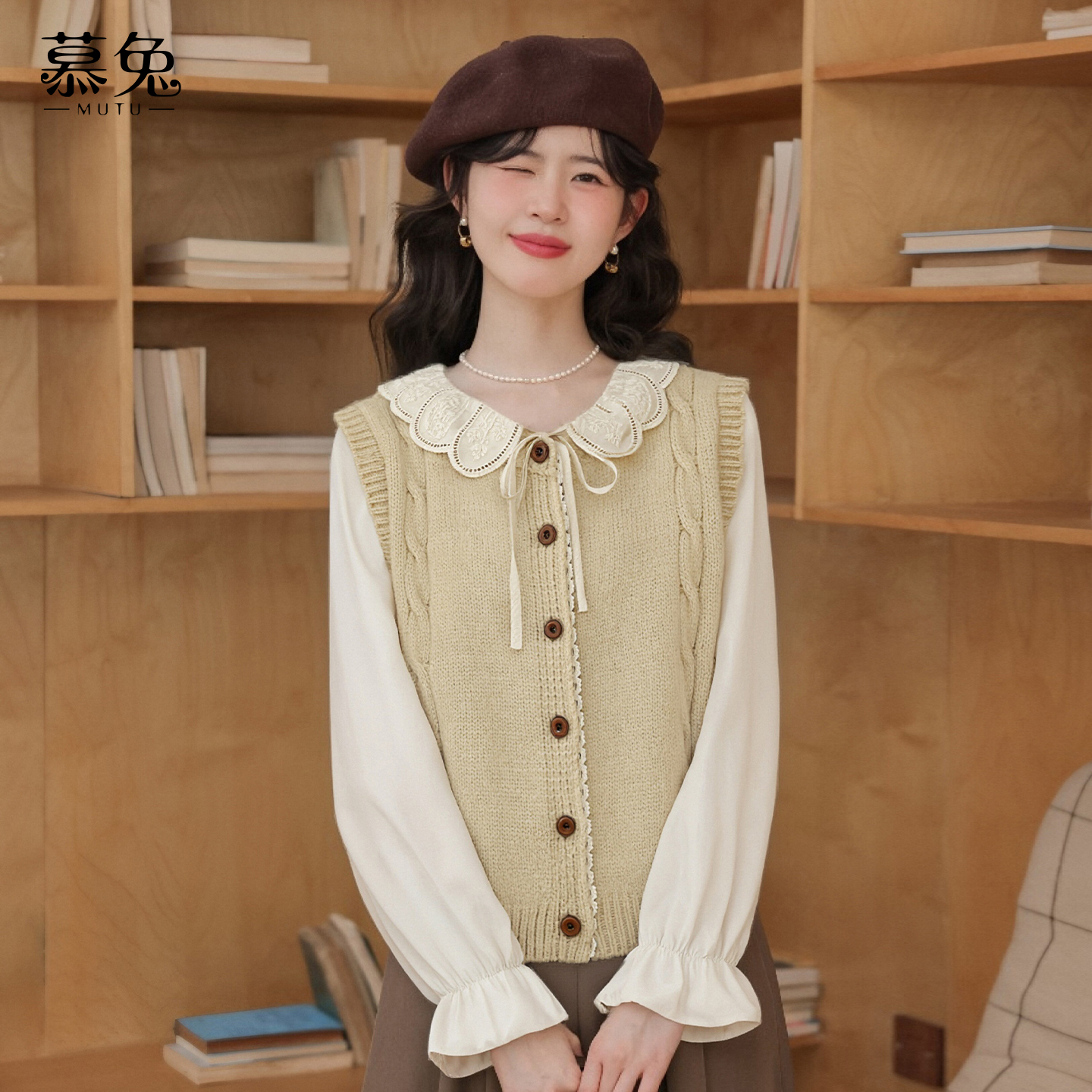慕兔复古针织马甲叠穿衬衫套装