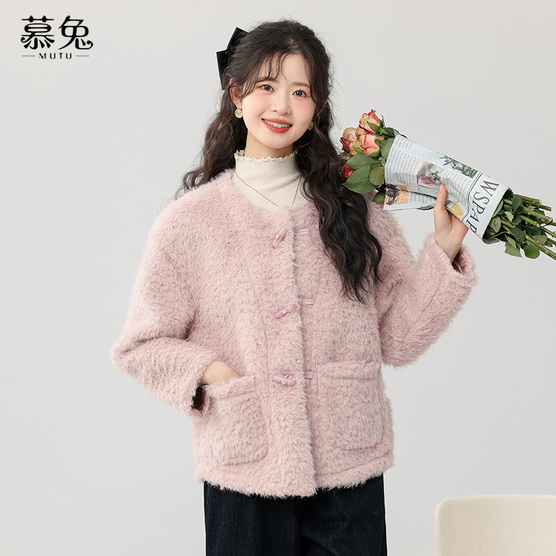 慕兔小香风仿水貂毛绒外套