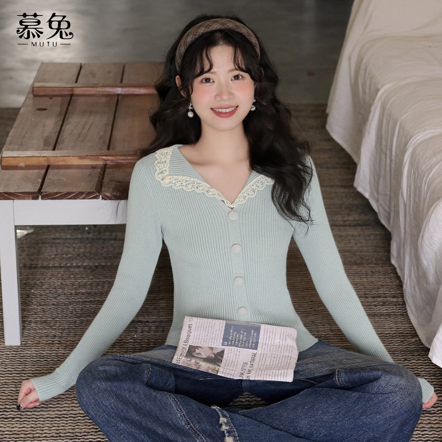 法式拼接蕾丝花边v领针织打底衫