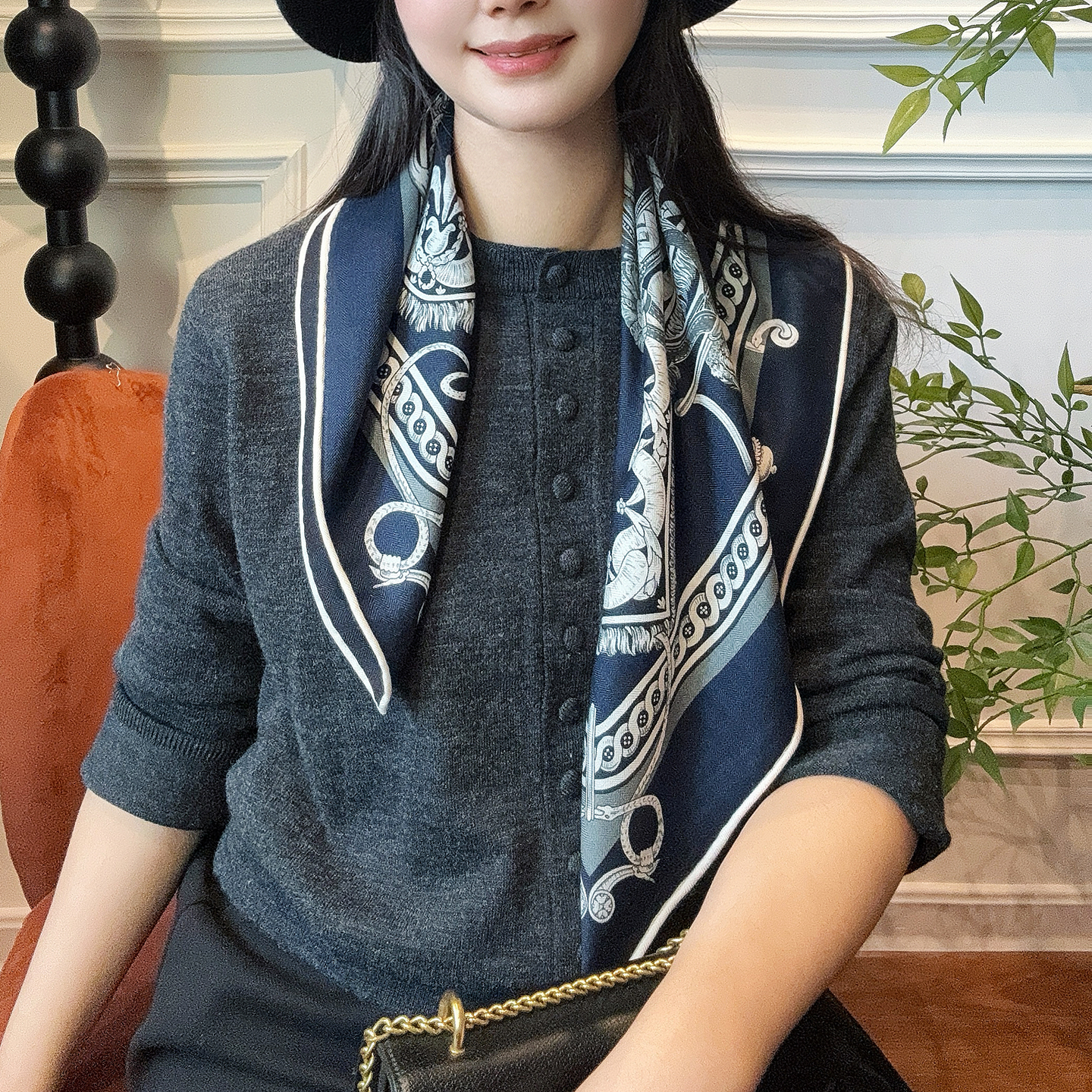 真丝羊毛围巾秋冬中方巾黑蓝双面